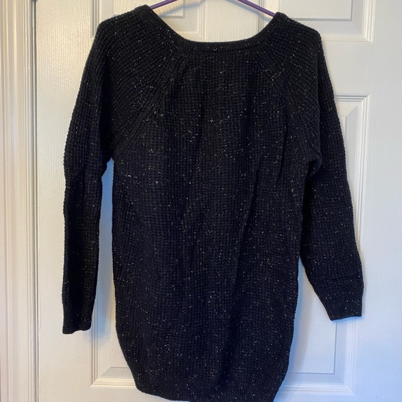 Aritzia Talula Sweater - Picture 3 of 6